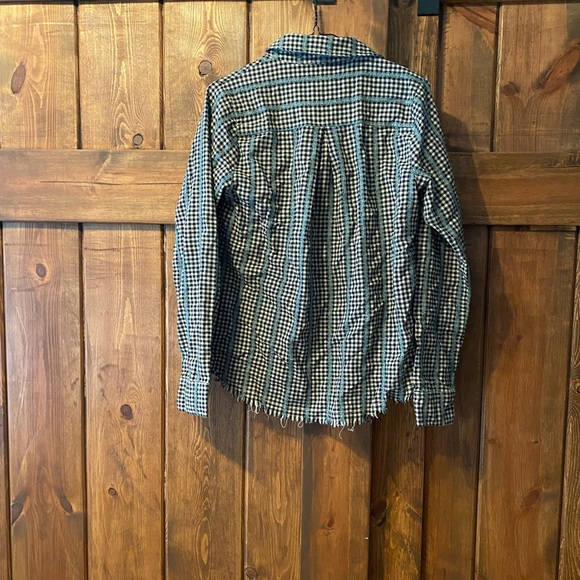 Hem & Thread Plaid Textured Shirt - Picture 3 of 5